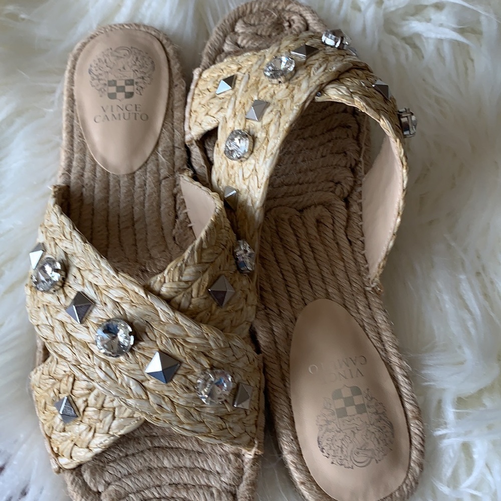 🌸VINCE CAMUTO EMBELLISHED SLIDES🌸 - Picture 2 of 4